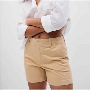 Gap 4in khaki tan shorts
